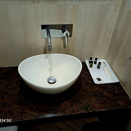 Hotel Suncity Plaza, Sitapura, Джайпур Екстериор снимка