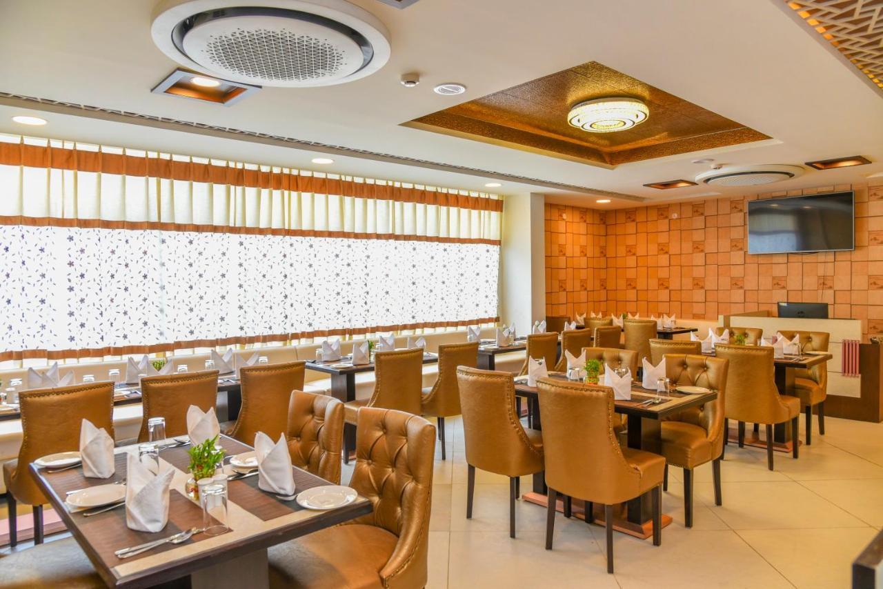 Hotel Suncity Plaza, Sitapura, Джайпур Екстериор снимка