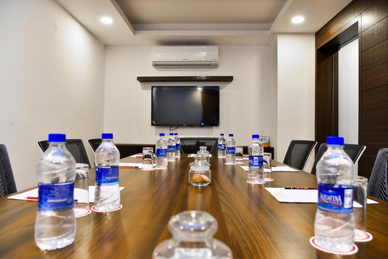 Hotel Suncity Plaza, Sitapura, Джайпур Екстериор снимка