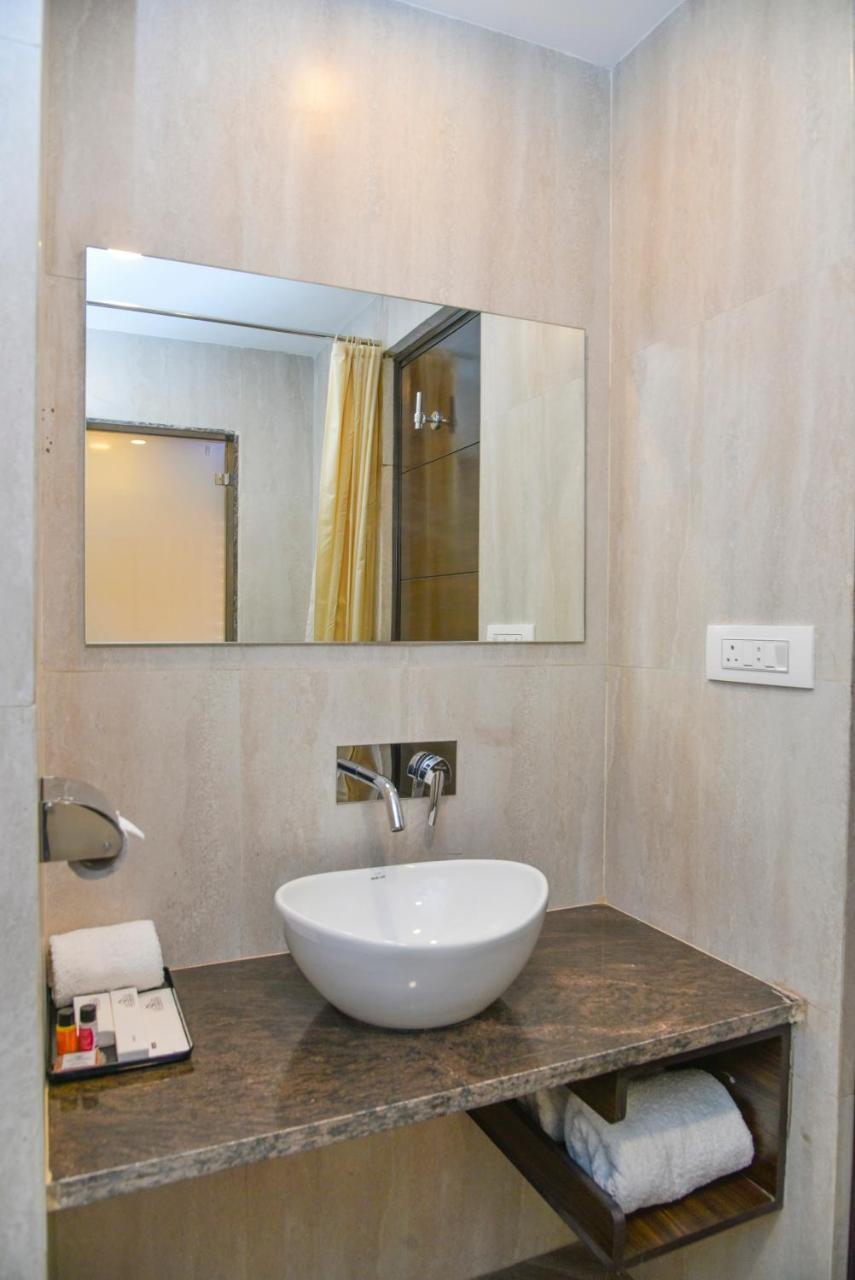 Hotel Suncity Plaza, Sitapura, Джайпур Стая снимка